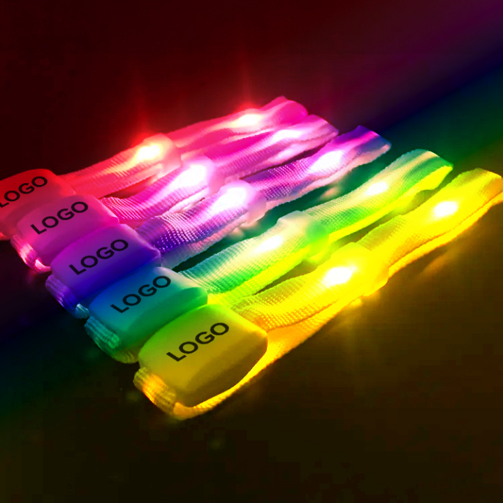 bracelet-lumineux-LED-tissu-logo