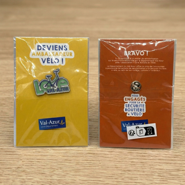 Embalaje individual para pines con tarjeta personalizada